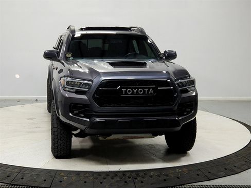 Used 2021 Toyota Tacoma TRD Pro image 2