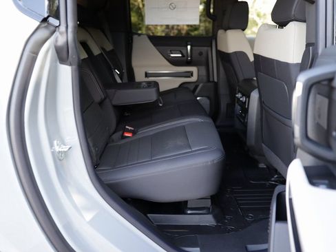 New 2026 GMC Hummer EV SUV image 42