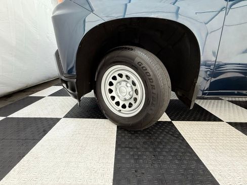 Used 2021 Chevrolet Silverado 1500 W/T image 9