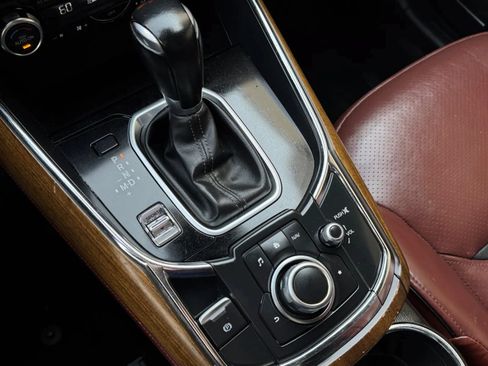 Used 2018 MAZDA CX-9 Signature AWD/4WD image 39