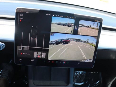 Used 2025 Tesla Model Y Long Range RWD image 22