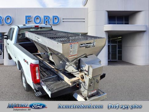 Used 2023 Ford F250 XL w/ Snow Plow/Camper Package AWD/4WD image 33