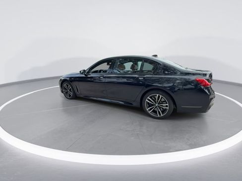 Used 2020 BMW 750i xDrive AWD/4WD image 5