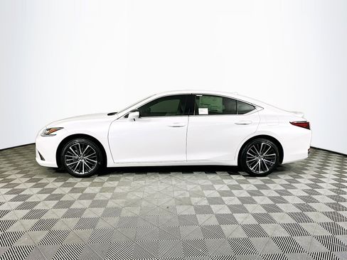 New 2025 Lexus ES 300h w/ Premium Package image 4