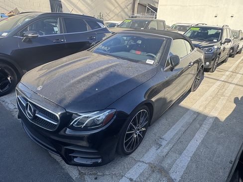 Used 2020 Mercedes-Benz E 450 Cabriolet image 2