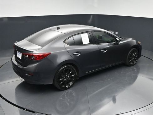 Used 2016 MAZDA MAZDA3 s Touring FWD image 22