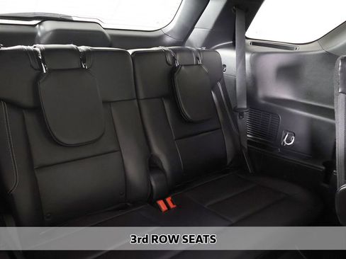 Used 2024 Ford Explorer ST w/ Equipment Group 401A AWD/4WD image 9