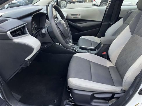 Used 2024 Toyota Corolla LE w/ LE Convenience Package image 14