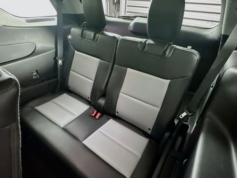 Used 2022 Ford Explorer XLT w/ Equipment Group 202A image 29