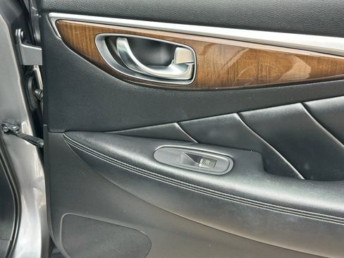 Used 2014 INFINITI Q50 Sport w/ Technology Package image 24