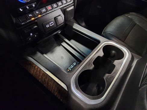 Used 2019 GMC Sierra 1500 Denali image 39