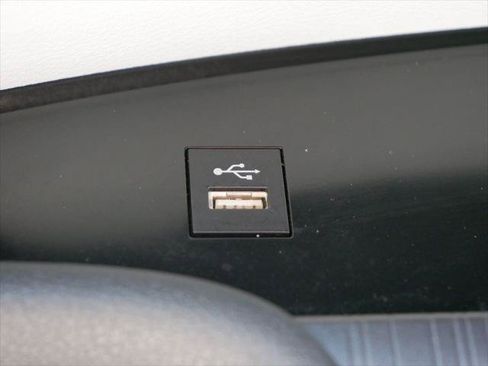 Certified 2026 Toyota Sienna XLE FWD image 21