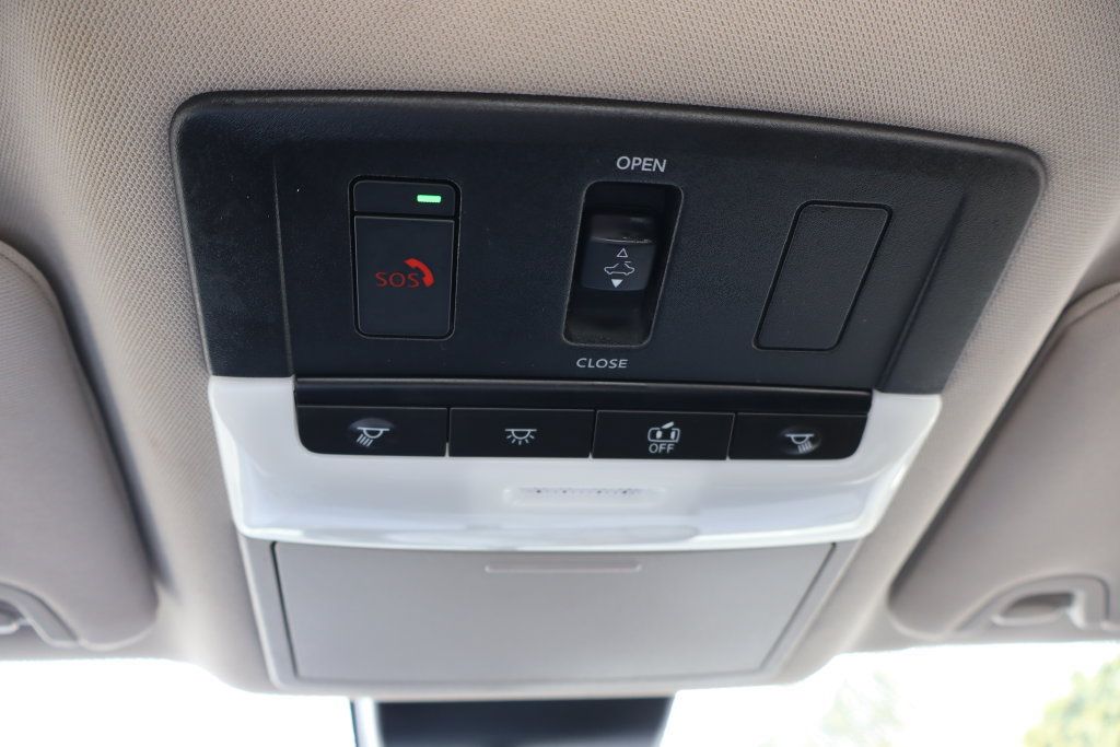 Used 2024 Nissan Altima 2.5 SV w/ SV Premium Package FWD image 19