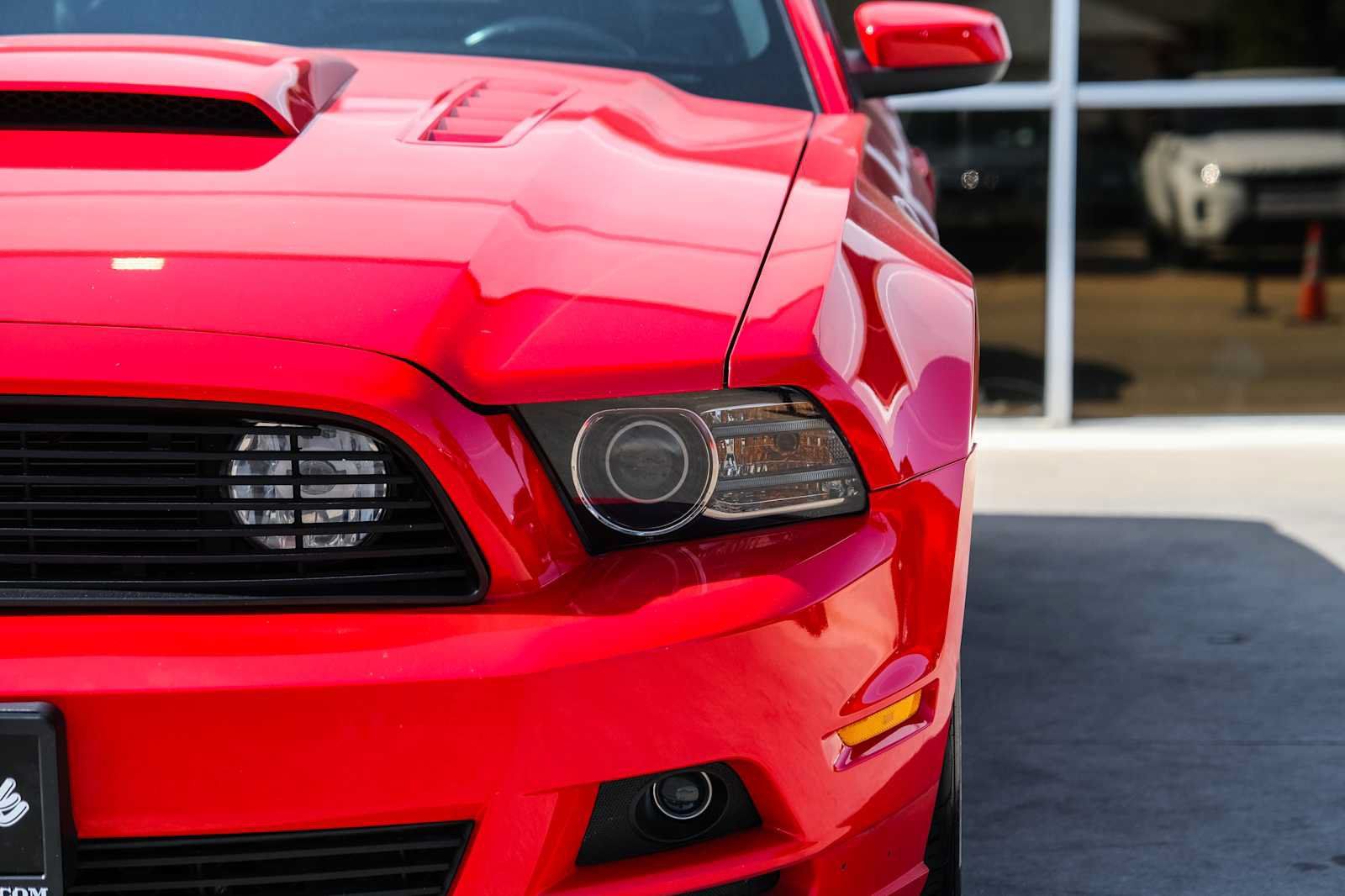 Used 2014 Ford Mustang GT Premium w/ Electronics Package RWD image 4