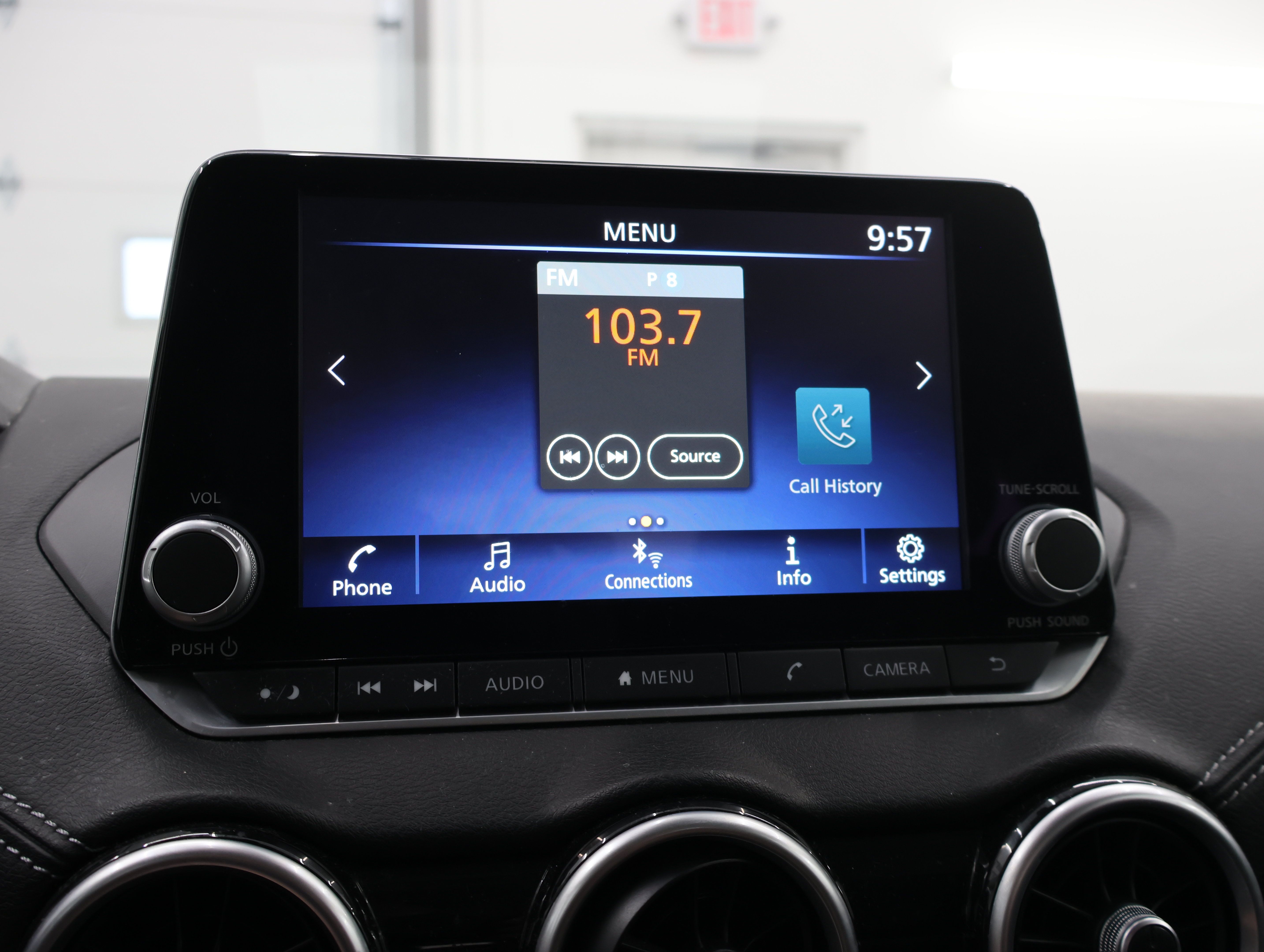Used 2024 Nissan Sentra SV FWD image 47