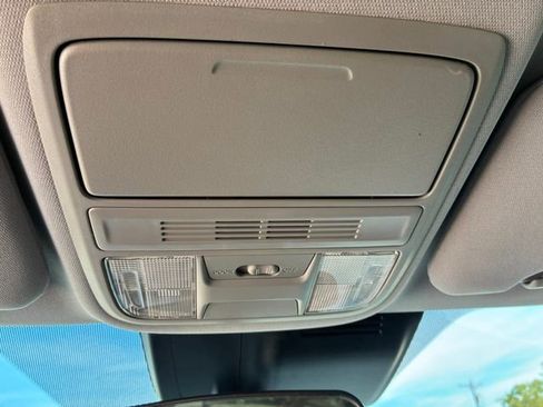 Used 2021 Honda CR-V Special Edition image 27