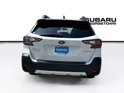 Certified 2025 Subaru Outback Limited AWD/4WD image 8
