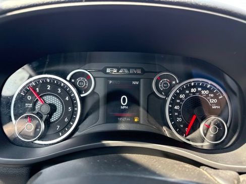 Used 2026 RAM 2500 Big Horn AWD/4WD image 16