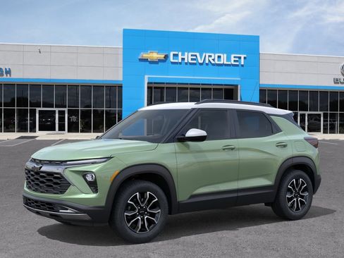 New 2026 Chevrolet TrailBlazer ACTIV w/ Convenience Package AWD/4WD image 2