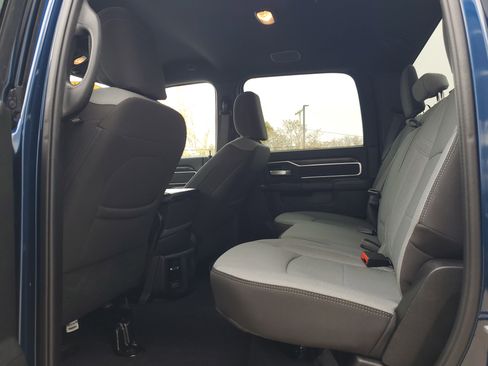 Used 2024 RAM 2500 Big Horn w/ Bed Utility Group image 21