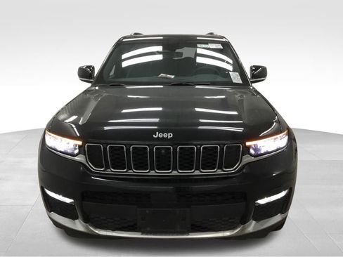 Used 2024 Jeep Grand Cherokee L Limited w/ Luxury Tech Group II image 3