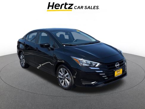 Used 2025 Nissan Versa SV FWD image 1