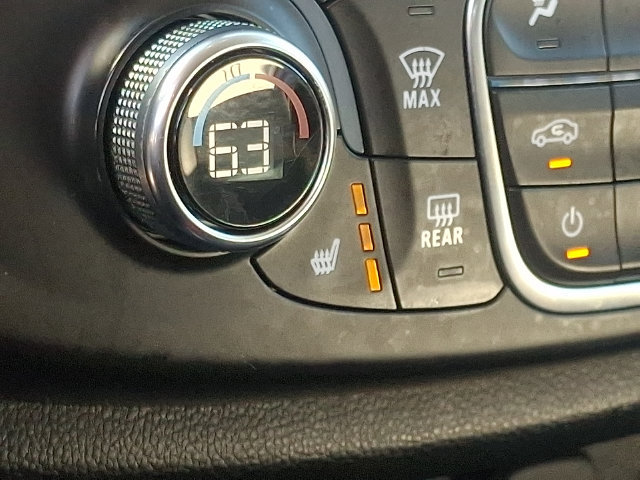 Used 2020 Chevrolet Traverse RS AWD/4WD image 27