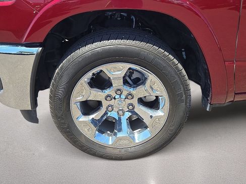 Used 2025 RAM 1500 Big Horn AWD/4WD image 10