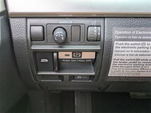 Used 2011 Subaru Outback 2.5i Premium image 26