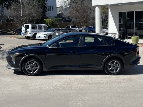 Used 2025 Kia K4 LXS image 22