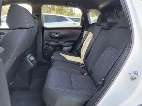 Used 2025 Honda HR-V Sport image 18