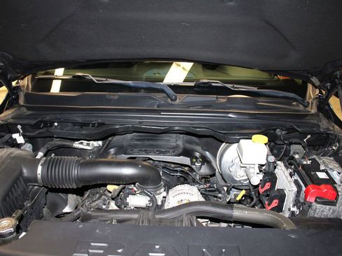 Used 2019 RAM 1500 Laramie w/ Bed Utility Group image 39