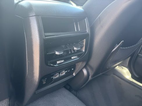 Used 2022 Jeep Grand Cherokee Limited 4xe AWD/4WD image 11