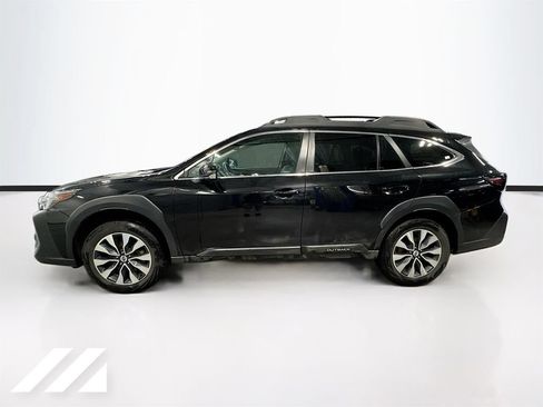 Used 2023 Subaru Outback Limited XT AWD/4WD image 8
