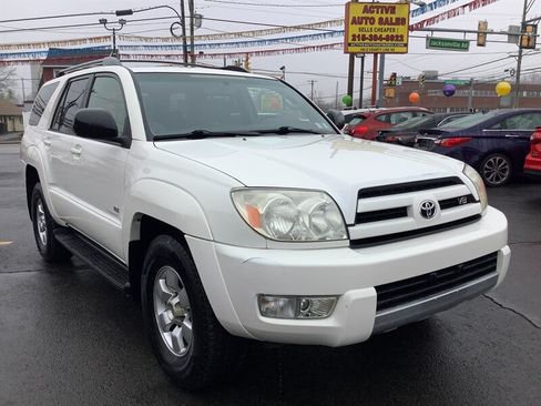 Used 2004 Toyota 4Runner SR5 RWD image 1