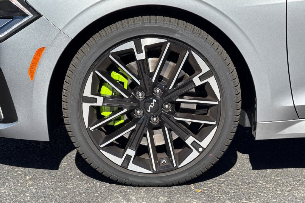 New 2026 Kia K5 GT FWD image 28