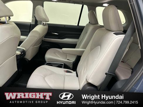 Used 2024 Toyota Grand Highlander Limited image 13