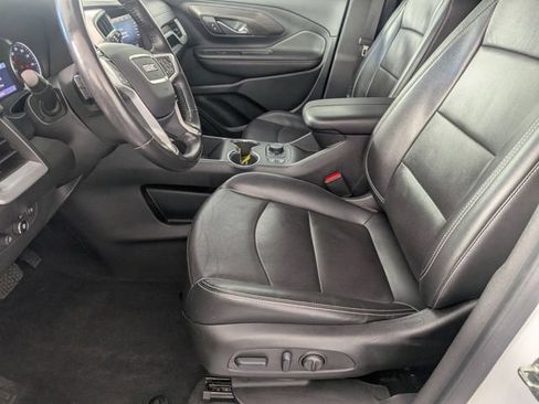 Used 2022 GMC Terrain SLT w/ Elevation Edition FWD image 12