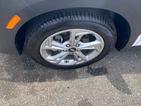 Used 2023 Hyundai Kona SEL FWD image 19