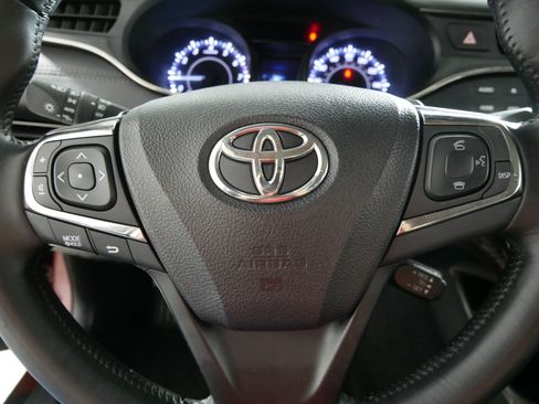 Used 2015 Toyota Avalon XLE Touring FWD image 25