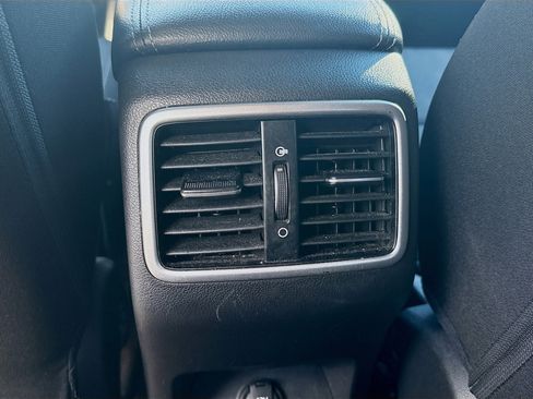 Used 2020 Kia Sportage LX image 20