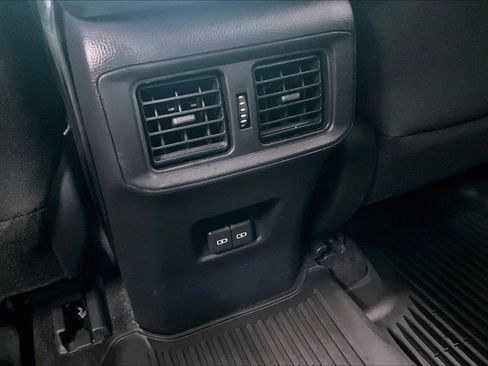 Used 2023 Toyota RAV4 XLE image 33