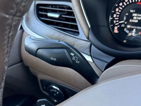 Used 2017 Lincoln MKC Reserve w/ Lincoln MKC Climate Package image 33