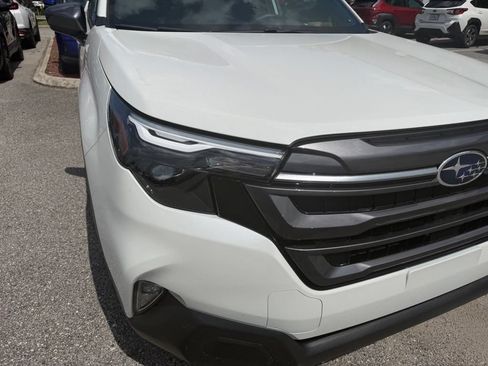 Used 2026 Subaru Forester Premium AWD/4WD image 13