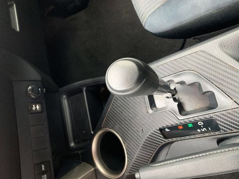 Used 2014 Toyota RAV4 LE image 18