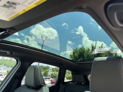 Certified 2025 BMW X3 xDrive30i w/ Premium Package image 29