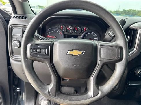 Used 2019 Chevrolet Silverado 1500 Custom w/ Custom Value Package RWD image 5