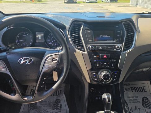 Used 2018 Hyundai Santa Fe Sport FWD image 13