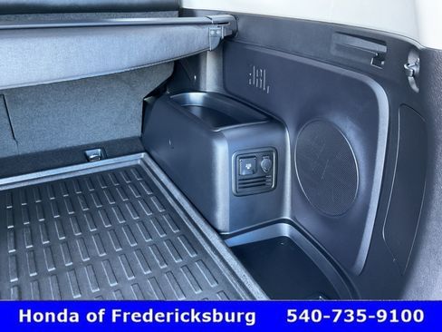 Used 2023 Toyota 4Runner Limited AWD/4WD image 24