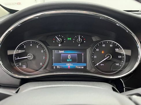 Used 2022 Buick Encore Preferred AWD/4WD image 21